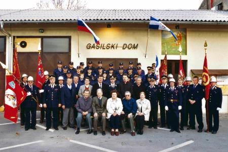 razvitje prapora gasilska_145735